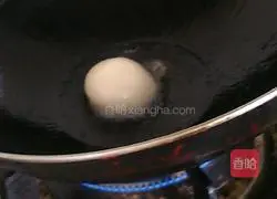 Illustration of how to make fried glutinous rice balls 5