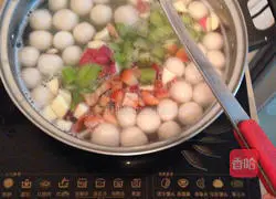 Illustration of how to make sweet and sour fruit glutinous rice balls 8