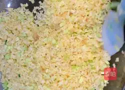Golden fried rice (never stick to the pot) Grain is clear)--Illustration of zero failure method 9
