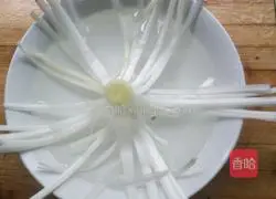 Illustration of how to make potherb mustard cake 11