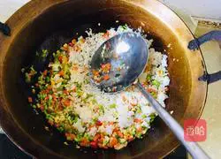 Three Color Fried Rice Recipe Illustration 7