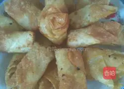 Illustration of how to make fried wonton wrappers 12