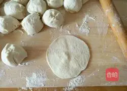 Illustration of how to make fungus and celery buns 15