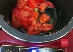 Illustration of how to make noodles with tomato juice and dried eggs 4