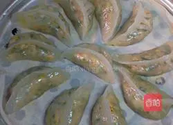 Illustration of how to make potato flour dumplings 14