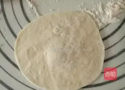 Illustration of how to make sauced pork buns 6