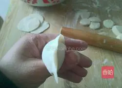 Illustration of how to make simple dumplings 11