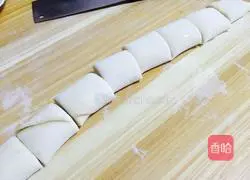 Illustration of how to make fried cakes 7