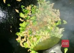 Broccoli Fried Rice Recipe Illustration 6