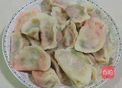 Illustration of how to make vegetarian dumplings in the first year of junior high school 9