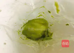 Illustration of how to make frog cartoon glutinous rice balls 4