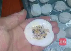 Illustration of homemade glutinous rice balls 3