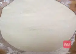 Illustration of how to make oil-rolled steamed buns 10