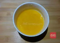 Illustration of how to make fried egg steamed bun slices 3