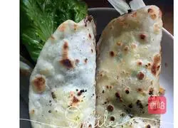 Illustration of how to make egg-filled pancakes 6