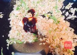 Illustration of how to make shrimp fried rice 11