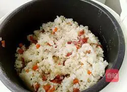 Illustration of braised rice with mushrooms and sausage 9