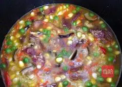 Illustration of braised sausage rice (rice cooker version) 9