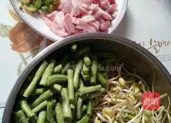 Illustration of how to steam noodles 2