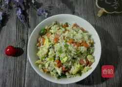 Illustration of how to make egg fried rice 7