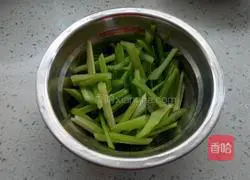 Illustration of how to make stir-fried noodles with mixed vegetables 3