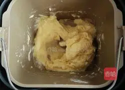 Illustration of how to make homemade low-sugar corn buns (Wootou) with bread machine 2
