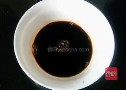 Illustration of how to make five-spice noodles 2