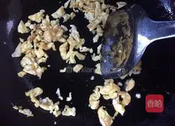 Illustration of how to make tomato and egg dumplings 7