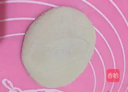 Lotus Leaf Cake Recipe Illustration 5