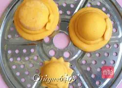 Illustration of how to make hat steamed buns 10