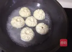 Fried steamed buns Illustration of how to do it 12