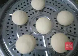 Illustration of how to make glutinous rice steamed buns 8