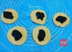 Illustration of how to make pumpkin pie (bean paste filling) 4