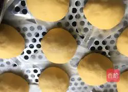 Illustration of making handmade bean paste glutinous rice balls 9