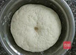 Illustration of how to make hedgehog buns 5