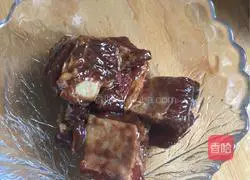 Illustration of how to make sparerib dumplings 5