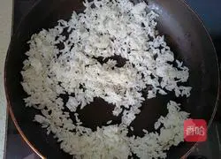 Egg Fried Rice Recipe Illustration 6