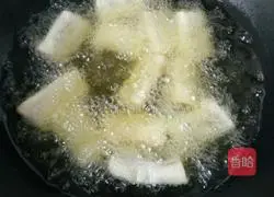 Illustration of how to make wonton wrapper spring rolls 8