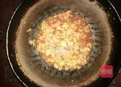 Illustration of how to make noodles with garlic sauce 5