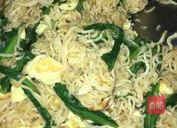 Shunshun Egg Soy Sauce Fried Noodles Recipe Illustration 9