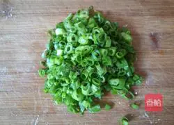 Illustration of how to make golden pancake 4