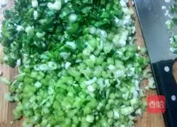 Illustration of how to make Pork, Bean and Mushroom Buns 7