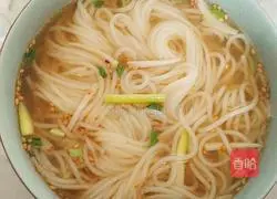 Illustration of how to make lazy noodles 4