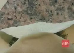 Illustration of how to make fennel-filled dumplings with thin skin and unbreakable skin 13