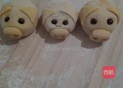 Illustration of how to make pumpkin rose steamed buns 14