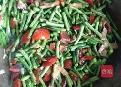 Illustration of how to make strips (mixed noodles) 9