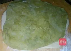 Illustration of two-color steamed buns 2