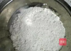 Pork Illustration of how to make lotus root dumplings 8