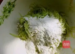 Illustration of how to make cucumber pancakes 5