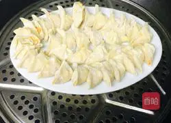 Illustration of how to make corn and carrot dumplings 6